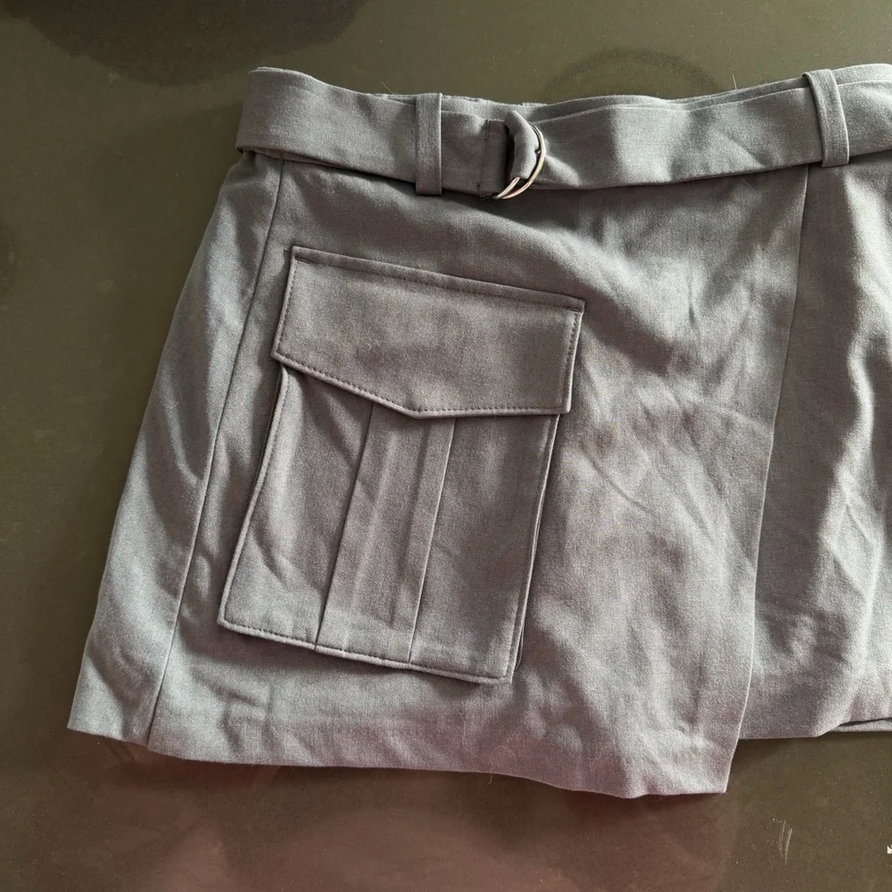 Abercrombie & Fitch Charcoal Skirt